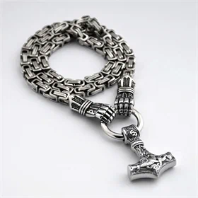 שרשרת כפולה עם תליון פטיש סגנון ויקינג גותי לגבר